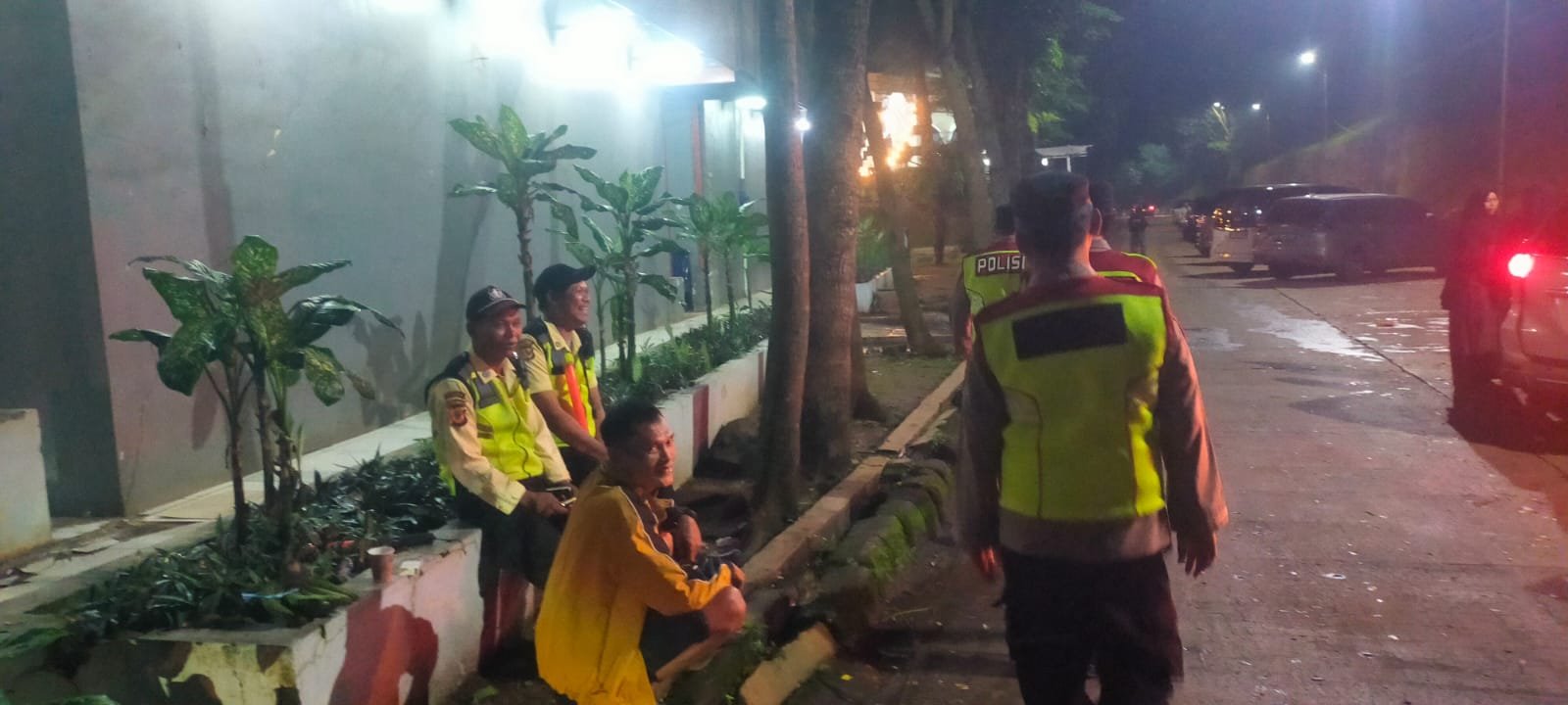 Pengamanan Ops Ketupat Lodaya 2026, Arus Lalu Lintas di Rest Area 101 B Tol Cipali Terpantau Aman dan Lancar